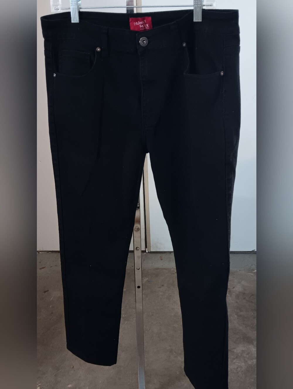 Franky Max Classic Black Slim Pants